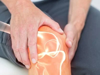 Knieschmerzen verstehen: Warum oft nicht das Knie selbst schuld ist