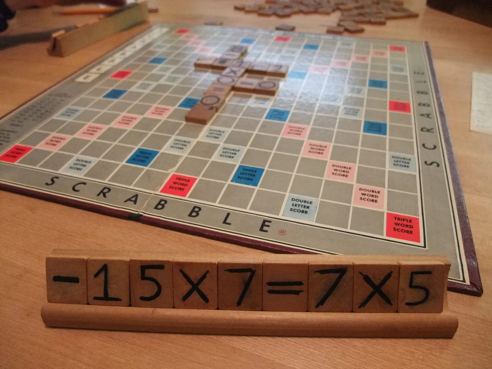 Sei der Wortakrobat in jedem Scrabble-Spiel mit Scrabblemania
