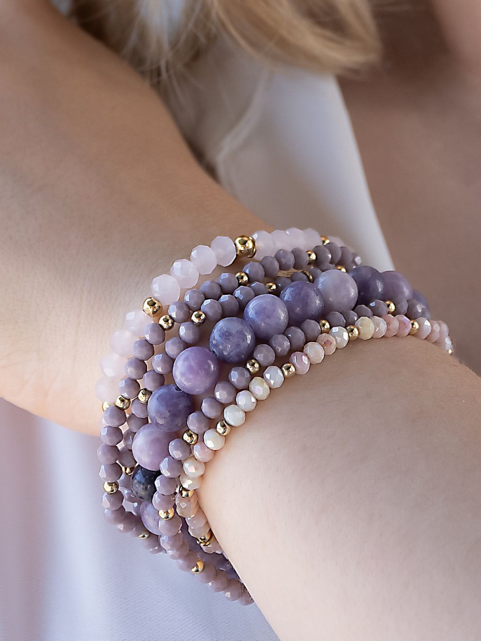 CrystalScents: Amethyst Armband für Momente voller Inspiration