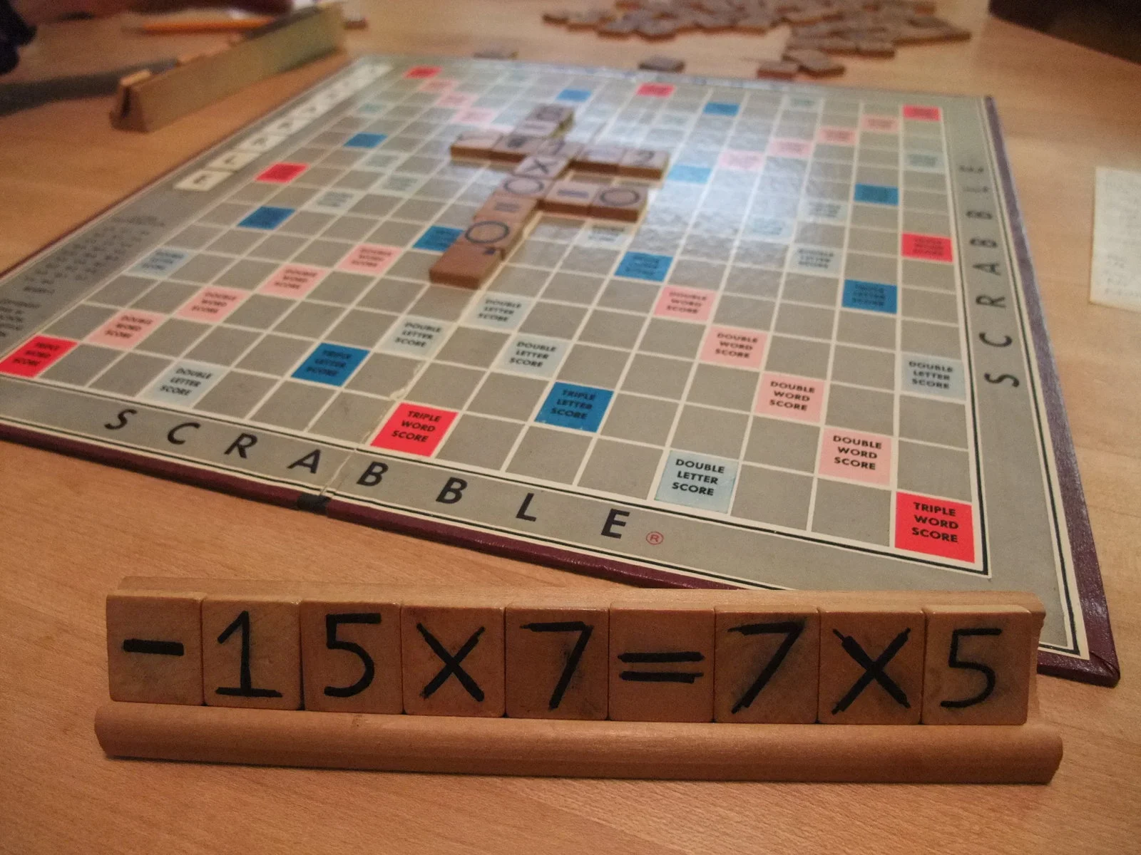 Sei der Wortakrobat in jedem Scrabble-Spiel mit Scrabblemania