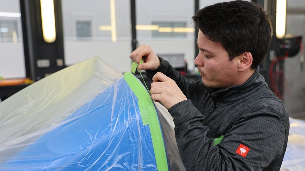 Smart Repair München bietet Dellen entfernen ohne Lackieren bei kleinen Lackschäden und Beulen